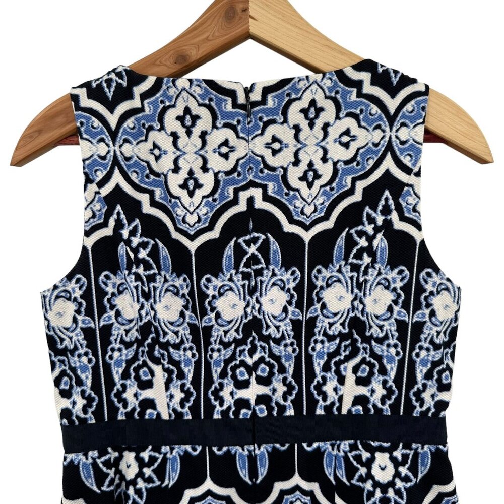Talbots 6P Sleeveless Dress Blue Printed Textured Cotton Stretch Fit & Flare - Picture 4 of 7
